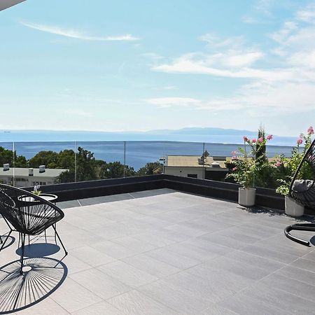 Sea View Deluxe Apartment Rijeka Luaran gambar