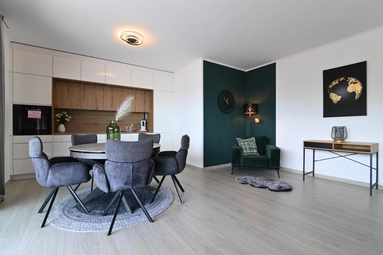 Sea View Deluxe Apartment Rijeka Luaran gambar
