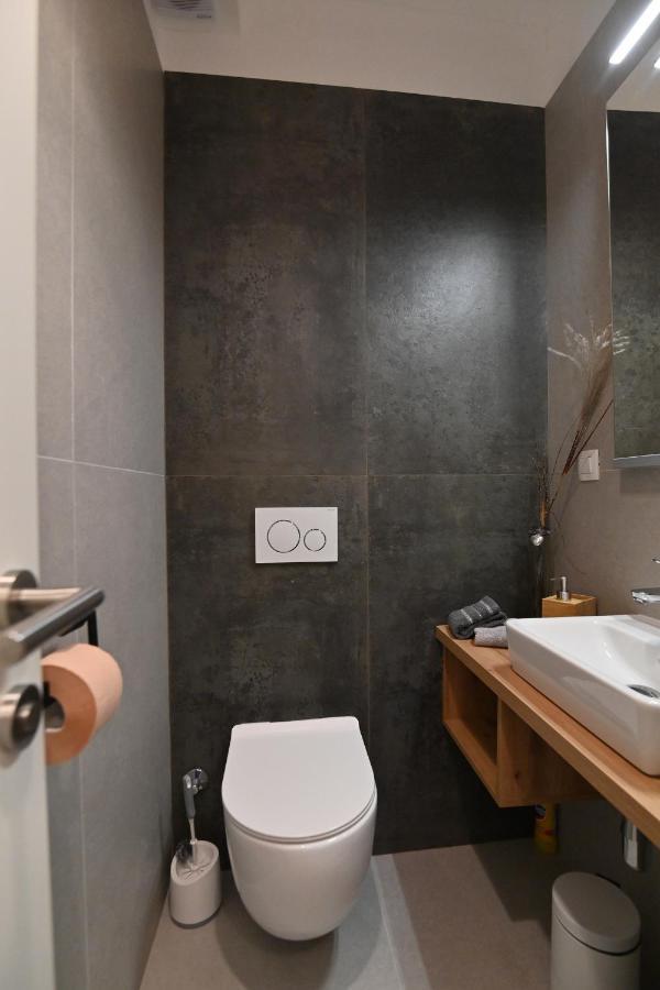 Sea View Deluxe Apartment Rijeka Luaran gambar