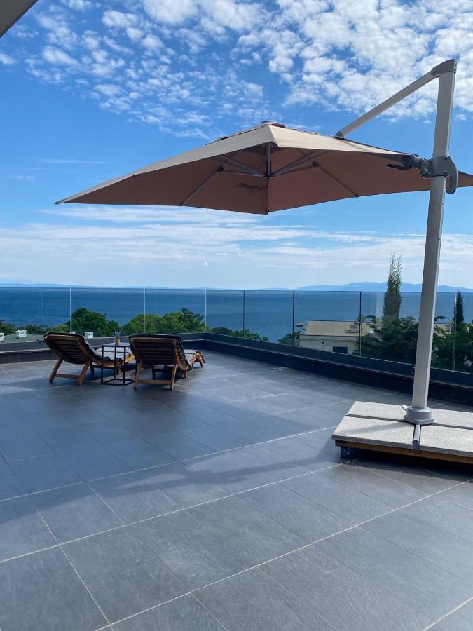 Sea View Deluxe Apartment Rijeka Luaran gambar
