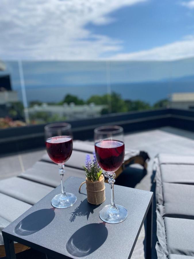 Sea View Deluxe Apartment Rijeka Luaran gambar